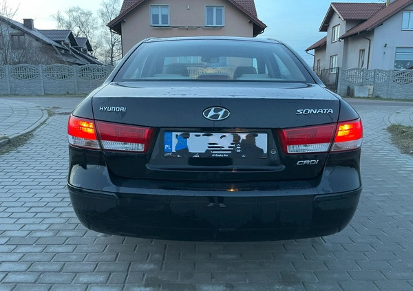 Hyundai Sonata cena 10500 przebieg: 211000, rok produkcji 2008 z Gdańsk małe 154